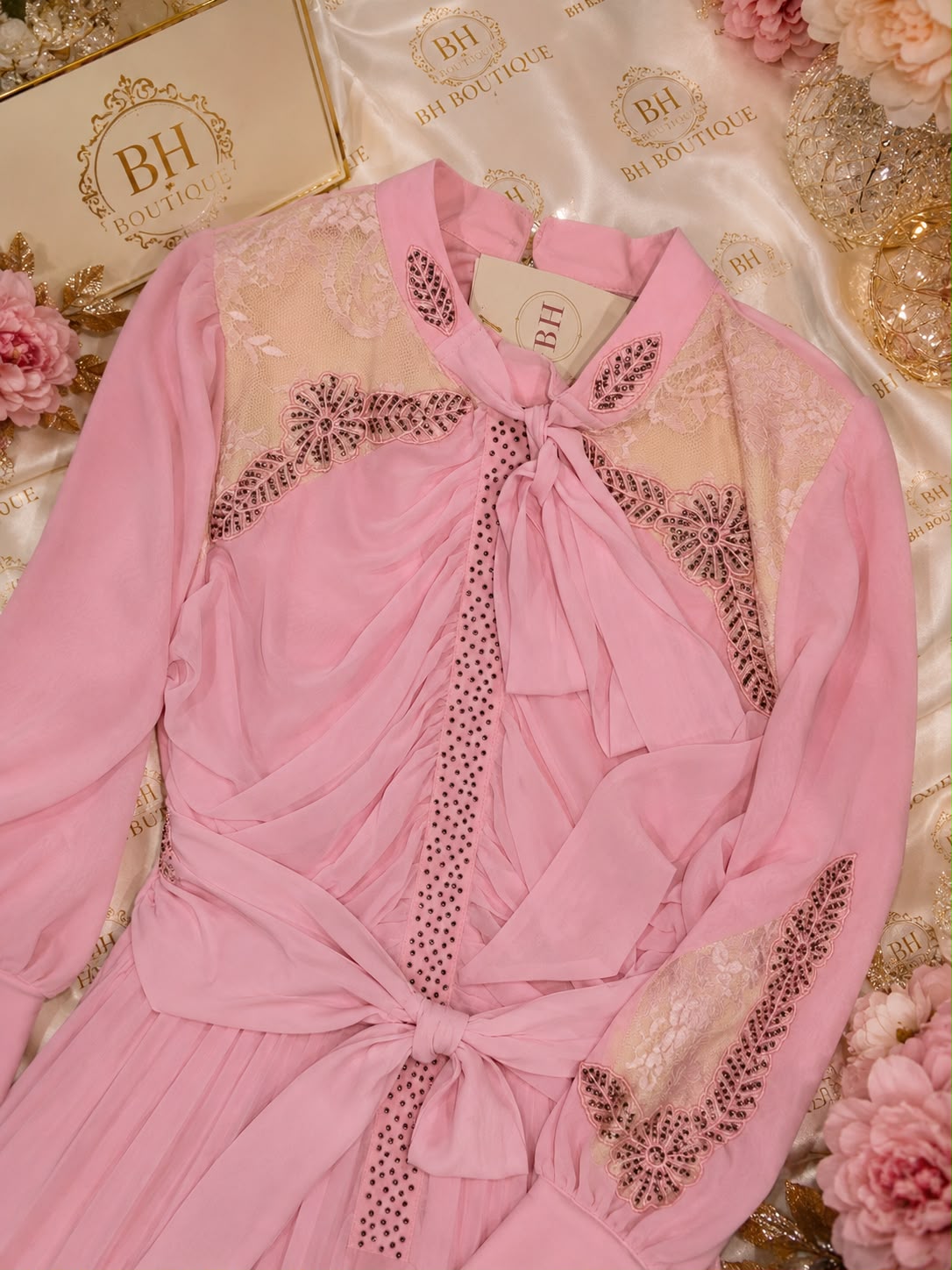 Nour Al Ward Gown
